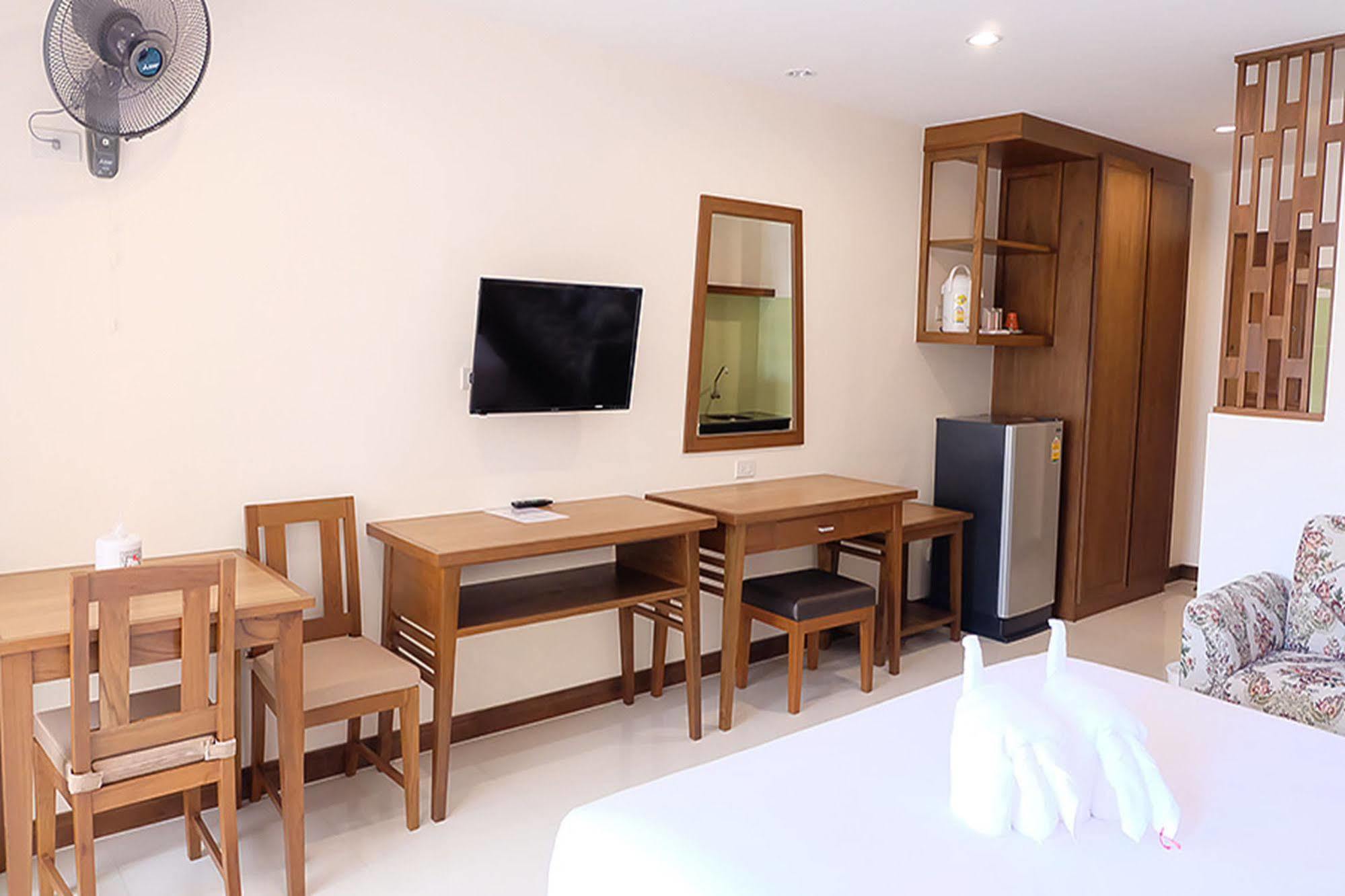 D Hotel Pattaya Eksteriør billede